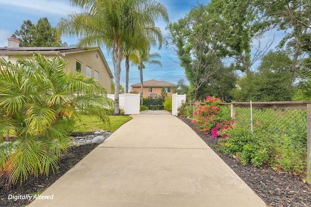 110 Brava Place, Escondido, CA 92026