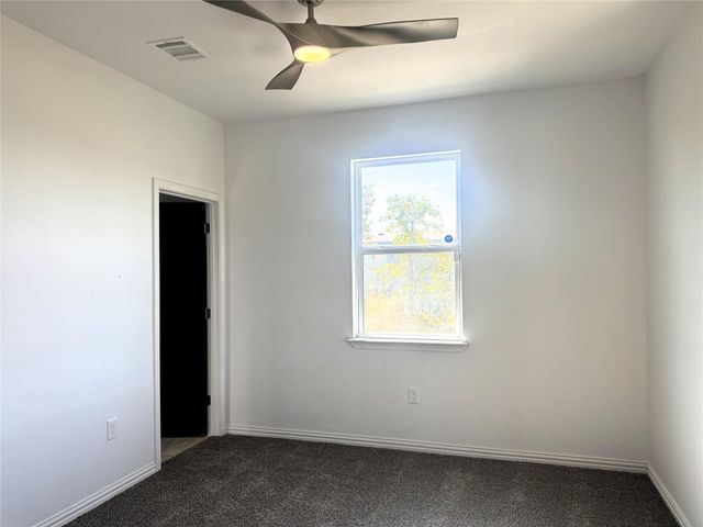 818 Road 5607, Cleveland, TX 77327