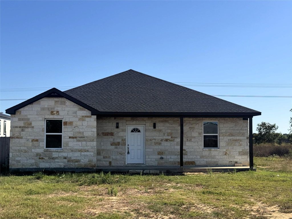 818 Road 5607, Cleveland, TX 77327