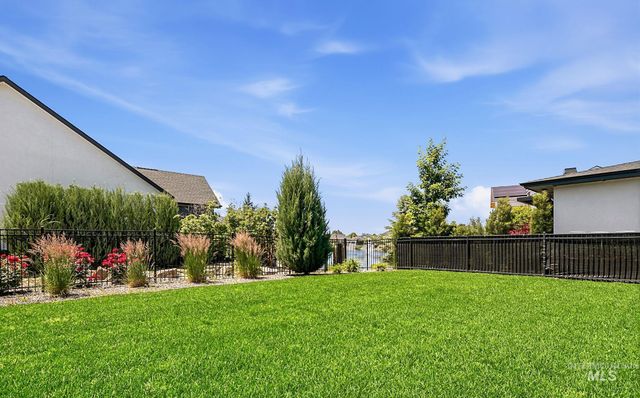 1849 E Garden Brook Drive, Eagle, ID 83616