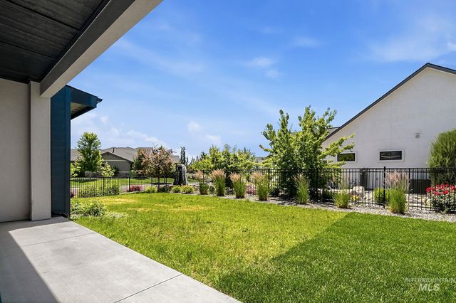 1849 E Garden Brook Drive, Eagle, ID 83616