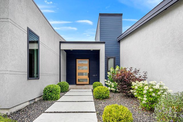 1849 E Garden Brook Drive, Eagle, ID 83616