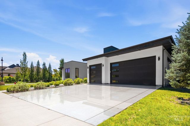 1849 E Garden Brook Drive, Eagle, ID 83616