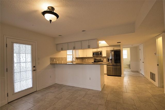 916 BAYSHORE DRIVE, Englewood, FL 34223