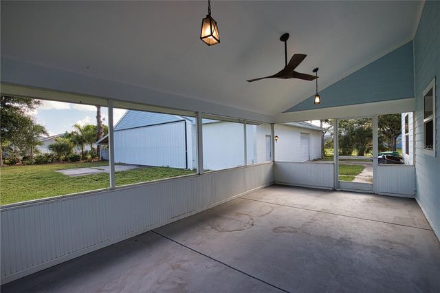 916 BAYSHORE DRIVE, Englewood, FL 34223