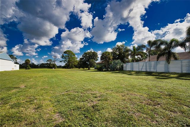 916 BAYSHORE DRIVE, Englewood, FL 34223