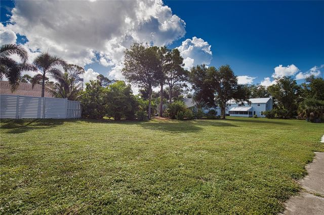 916 BAYSHORE DRIVE, Englewood, FL 34223