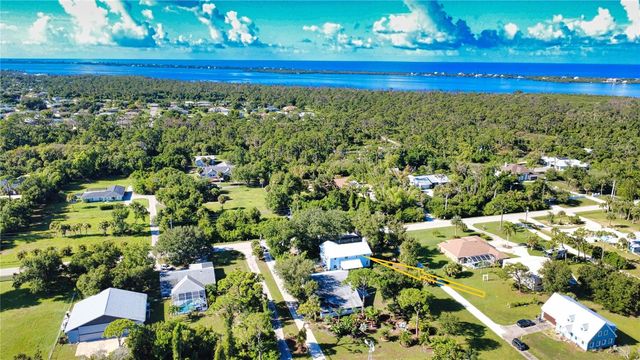 916 BAYSHORE DRIVE, Englewood, FL 34223