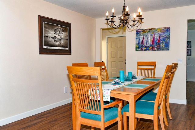 2225 CYPRESS COURT 2C, Tavares, FL 32778