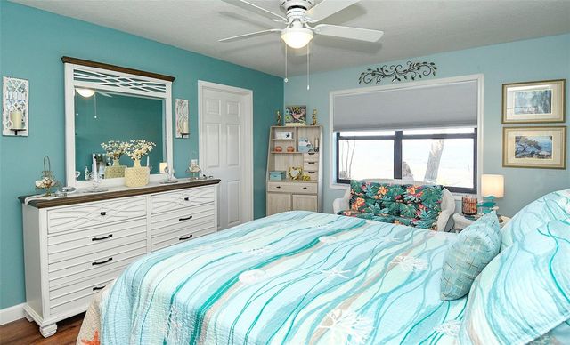 2225 CYPRESS COURT 2C, Tavares, FL 32778