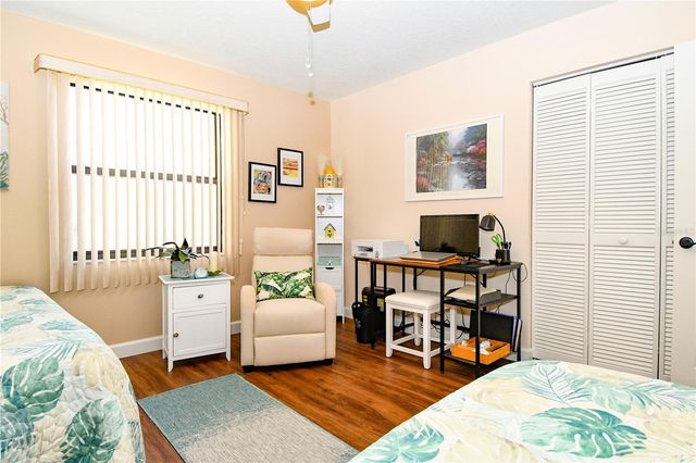 2225 CYPRESS COURT 2C, Tavares, FL 32778