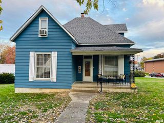 734 S MCKINLEY Street, Harrisburg, IL 62946