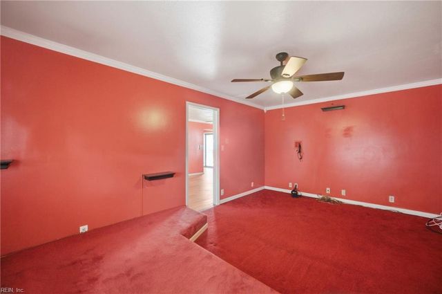 204 Old Bridge CT, Newport News, VA 23608