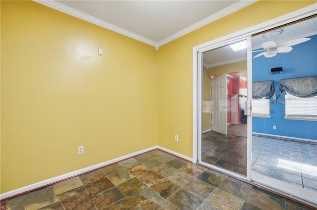 204 Old Bridge CT, Newport News, VA 23608