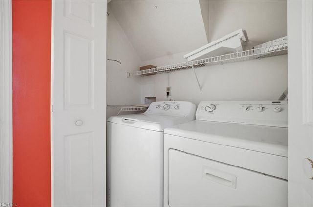 204 Old Bridge CT, Newport News, VA 23608