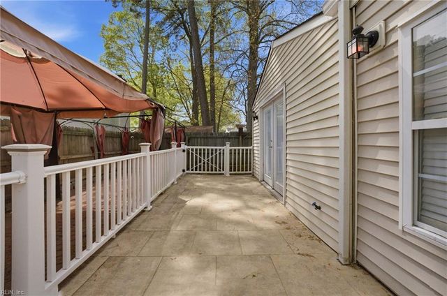 204 Old Bridge CT, Newport News, VA 23608