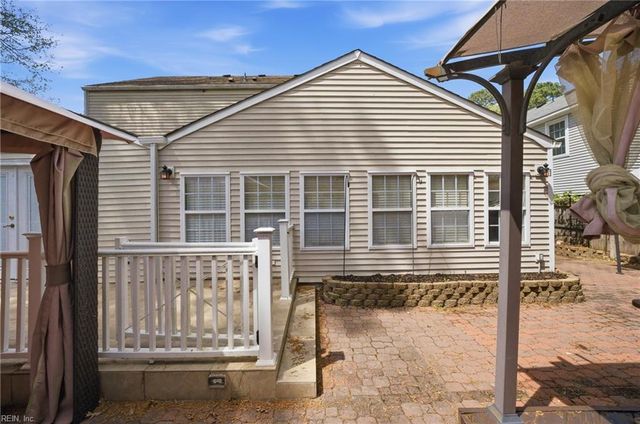 204 Old Bridge CT, Newport News, VA 23608