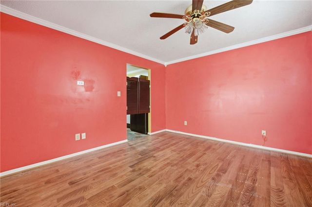 204 Old Bridge CT, Newport News, VA 23608