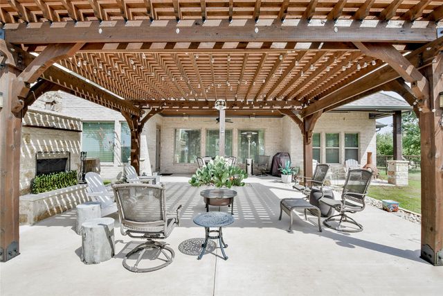 8021 White Drive, Granbury, TX 76049
