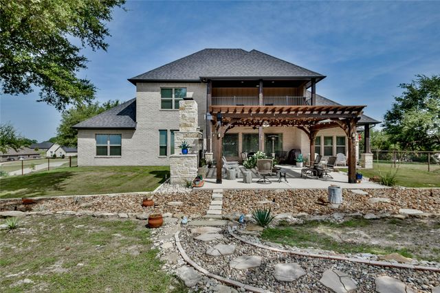8021 White Drive, Granbury, TX 76049