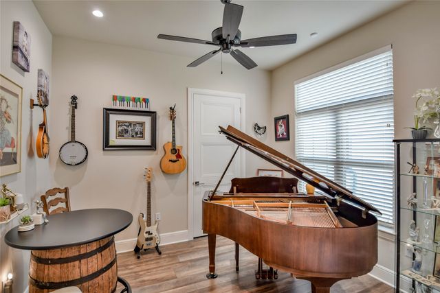 8021 White Drive, Granbury, TX 76049