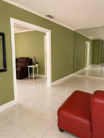 610 SW 66th Ave, Miami, FL 33144