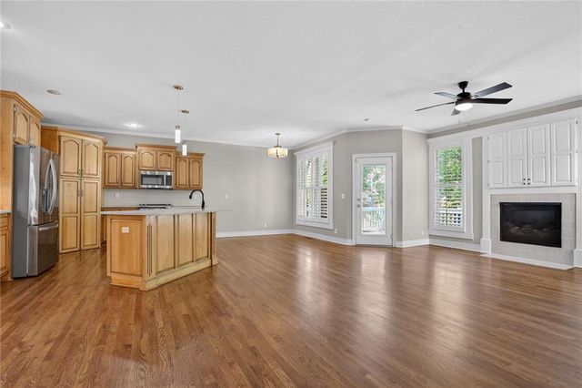 14400 Grandview Street, Overland Park, KS 66221