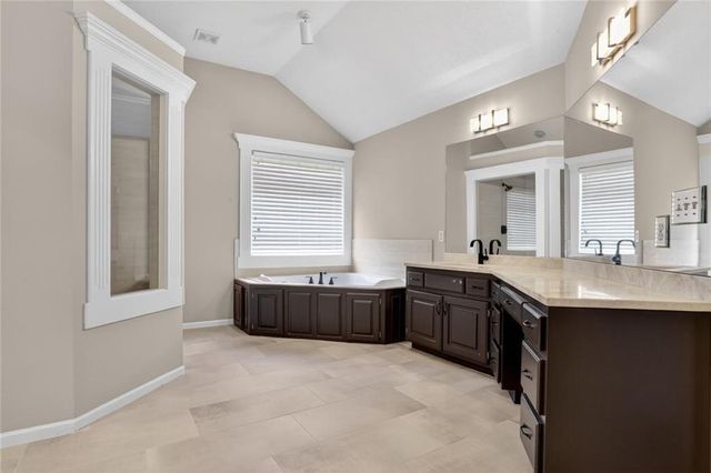 14400 Grandview Street, Overland Park, KS 66221