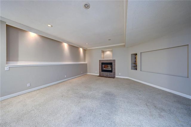 14400 Grandview Street, Overland Park, KS 66221