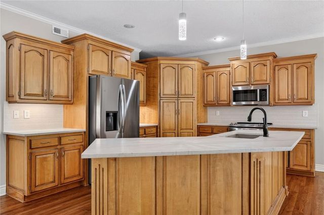 14400 Grandview Street, Overland Park, KS 66221