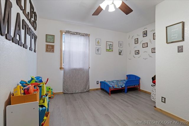 66 N Roberta Road, Durant, OK 74701