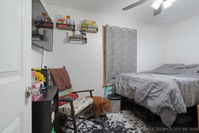 66 N Roberta Road, Durant, OK 74701