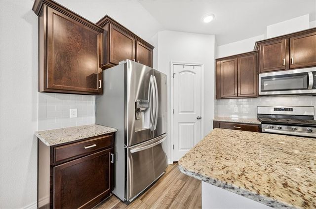 7826 Bullrider Dr, Corpus Christi, TX 78414
