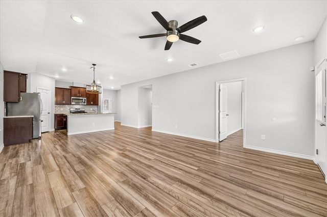 7826 Bullrider Dr, Corpus Christi, TX 78414