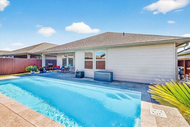7826 Bullrider Dr, Corpus Christi, TX 78414