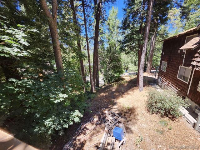 23096 Balsam LN, Crestline, CA 92325