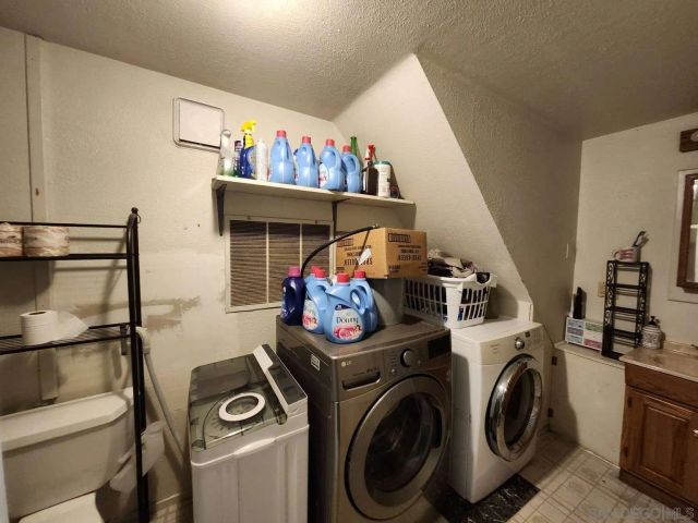 23096 Balsam LN, Crestline, CA 92325