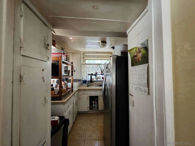 23096 Balsam LN, Crestline, CA 92325