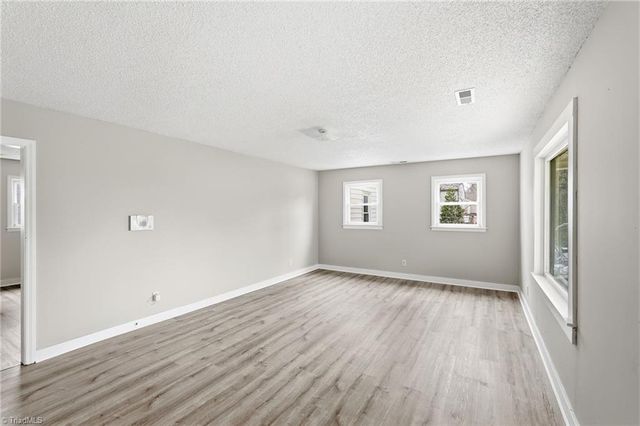 613 Beckner Street, Lexington, NC 27292