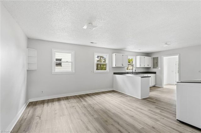 613 Beckner Street, Lexington, NC 27292