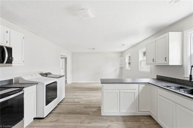 613 Beckner Street, Lexington, NC 27292