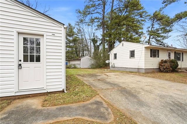 613 Beckner Street, Lexington, NC 27292