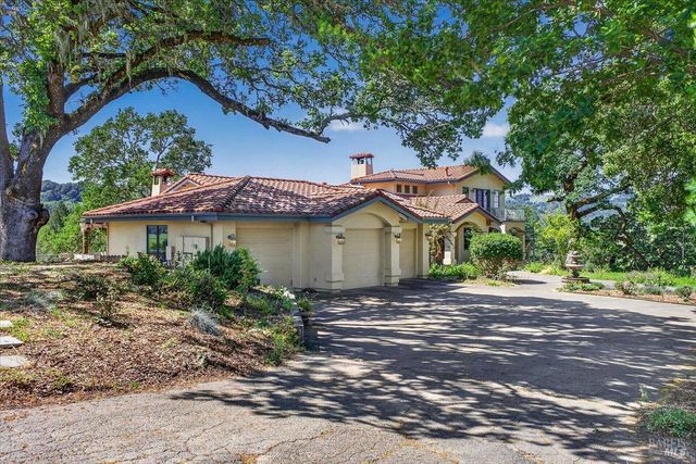 13404 Flora Ranch Rd, Healdsburg, CA 95448