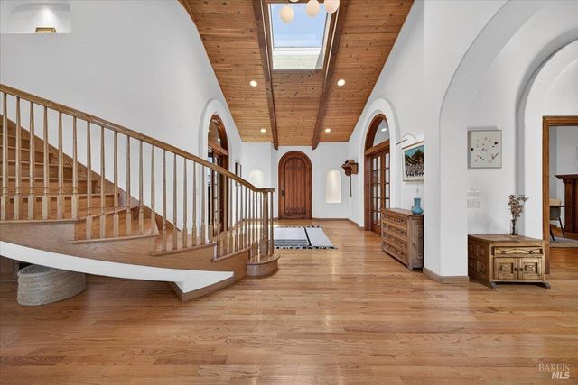 13404 Flora Ranch Rd, Healdsburg, CA 95448