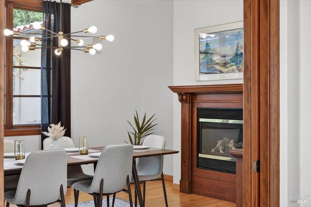 13404 Flora Ranch Rd, Healdsburg, CA 95448