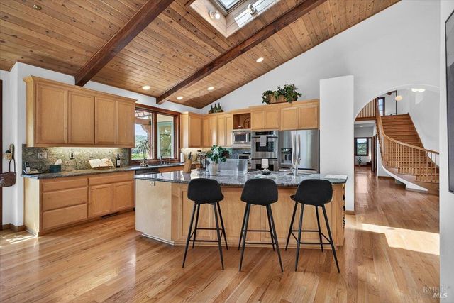 13404 Flora Ranch Rd, Healdsburg, CA 95448