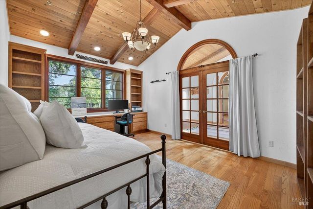 13404 Flora Ranch Rd, Healdsburg, CA 95448