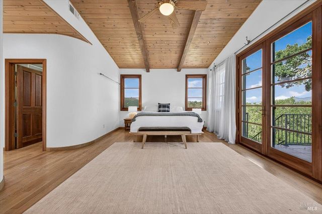 13404 Flora Ranch Rd, Healdsburg, CA 95448