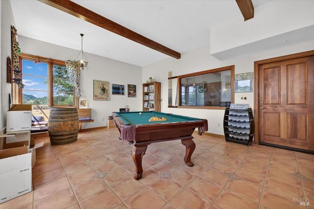 13404 Flora Ranch Rd, Healdsburg, CA 95448