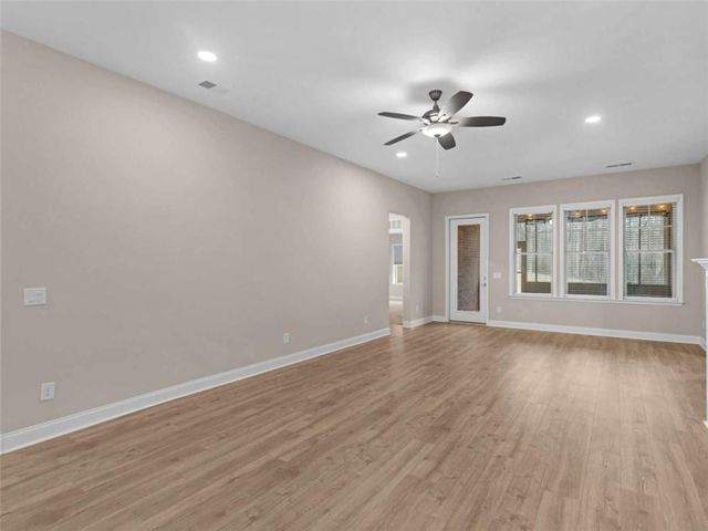 143 Whitworth Drive, Locust Grove, GA 30248